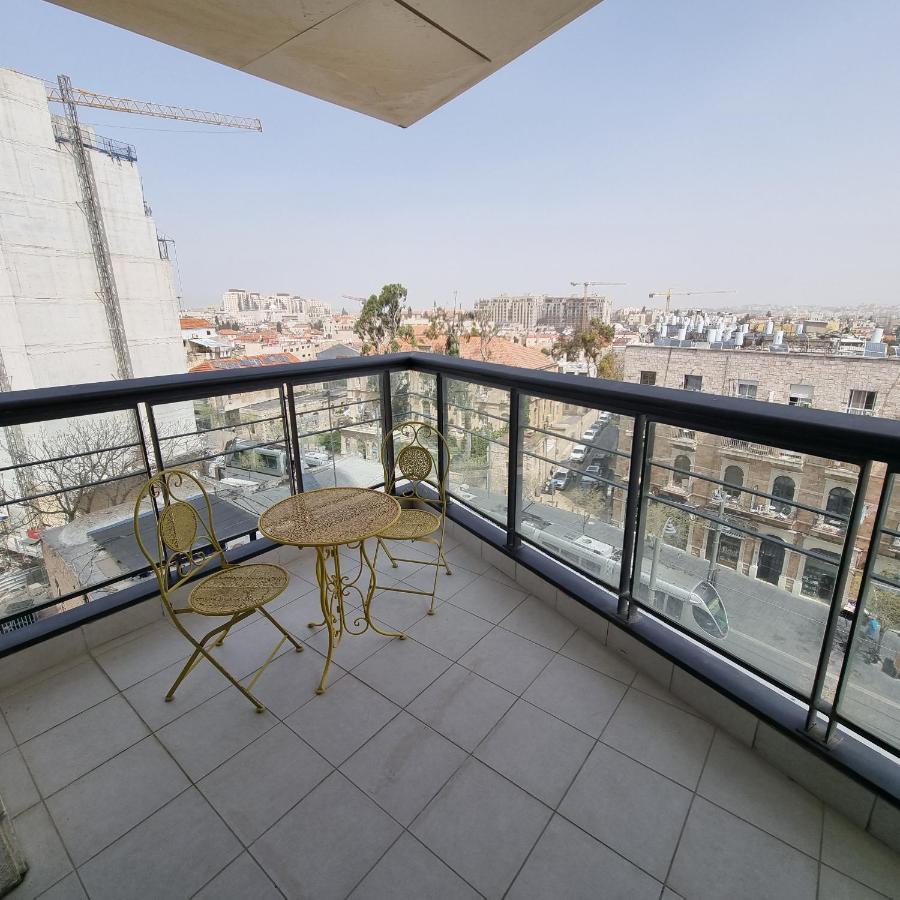 Appartment City Center - J Tower Jerusalém Exterior foto